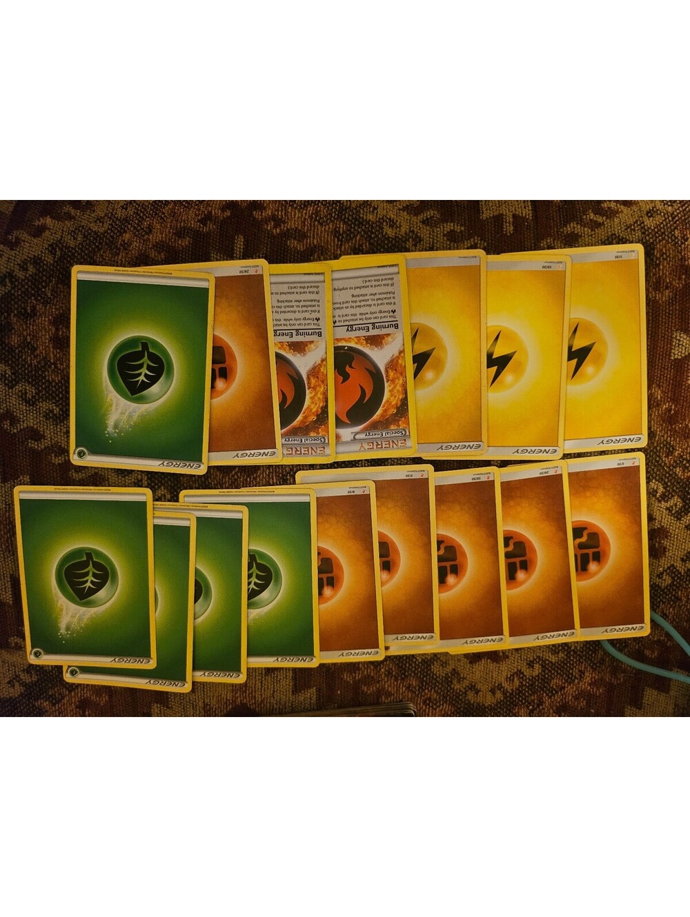 Lot of 16 - Pokemon energy Cards - as shown - RAW Mint